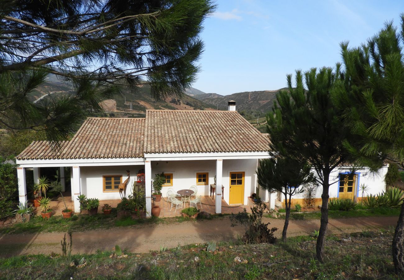 Villa in Monchique - Casa Andorinha by Portucasa
