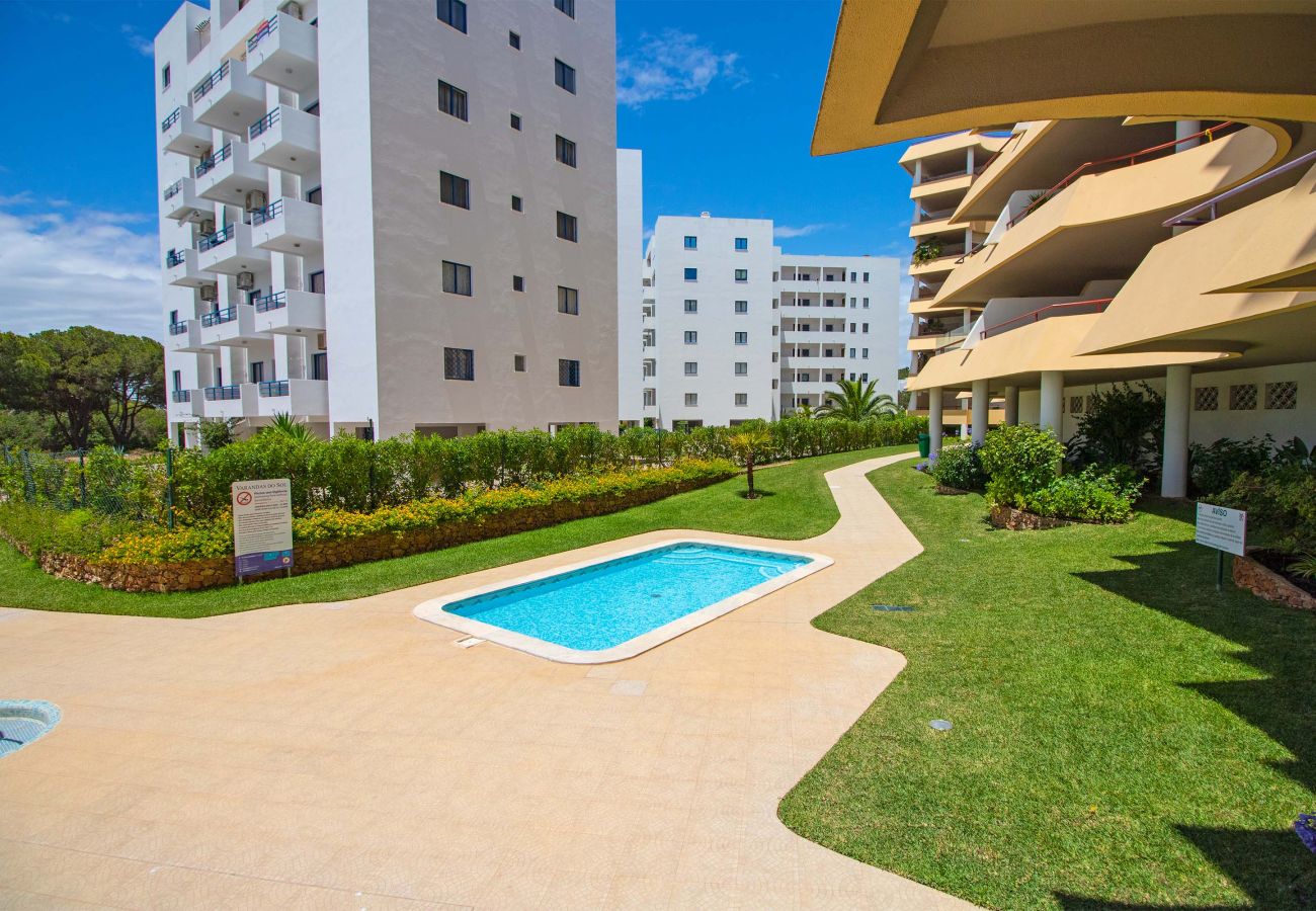 Ferienwohnung in Vilamoura - Apartamento Varandas do Sol by Portucasa